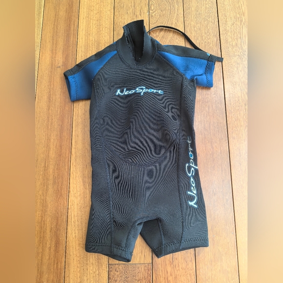 Wetsuit Neosport swimsuit for baby toddler boy or Girl swimwear swimming - Picture 1 of 3